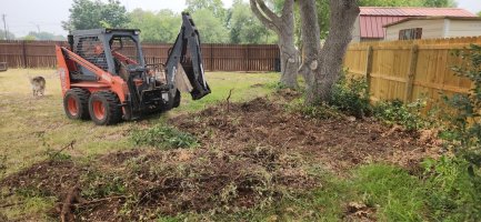 Skidsteer 749.jpg