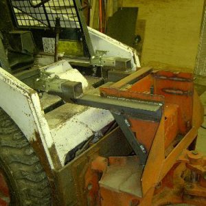 home made Backhoe Upper Stabilizer brackets IM000287.JPG