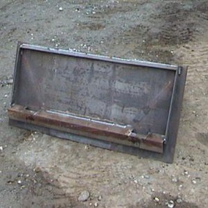 Root and Ditch Bucket Mounting Plate 1.JPG