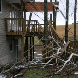 Tennessee Tornado Pictures Pinewood 017 (Small).jpg