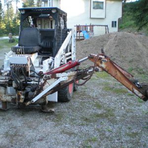 742B with D 100 backhoe D 100 mount fabrication 20.JPG