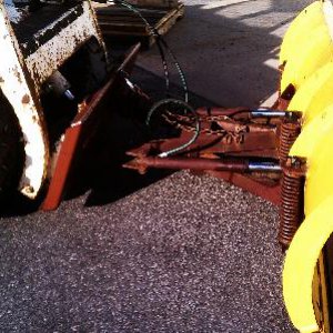 Ancomcab 630 Bobcat Plow.jpg