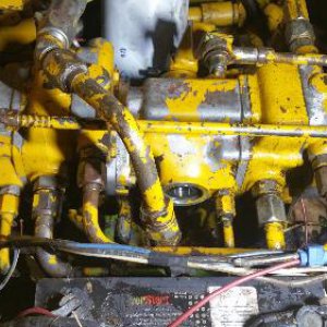 Bobcat 721 repower hydr pump mustang 330.jpg