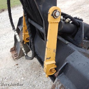 backhoe brace arms.jpg